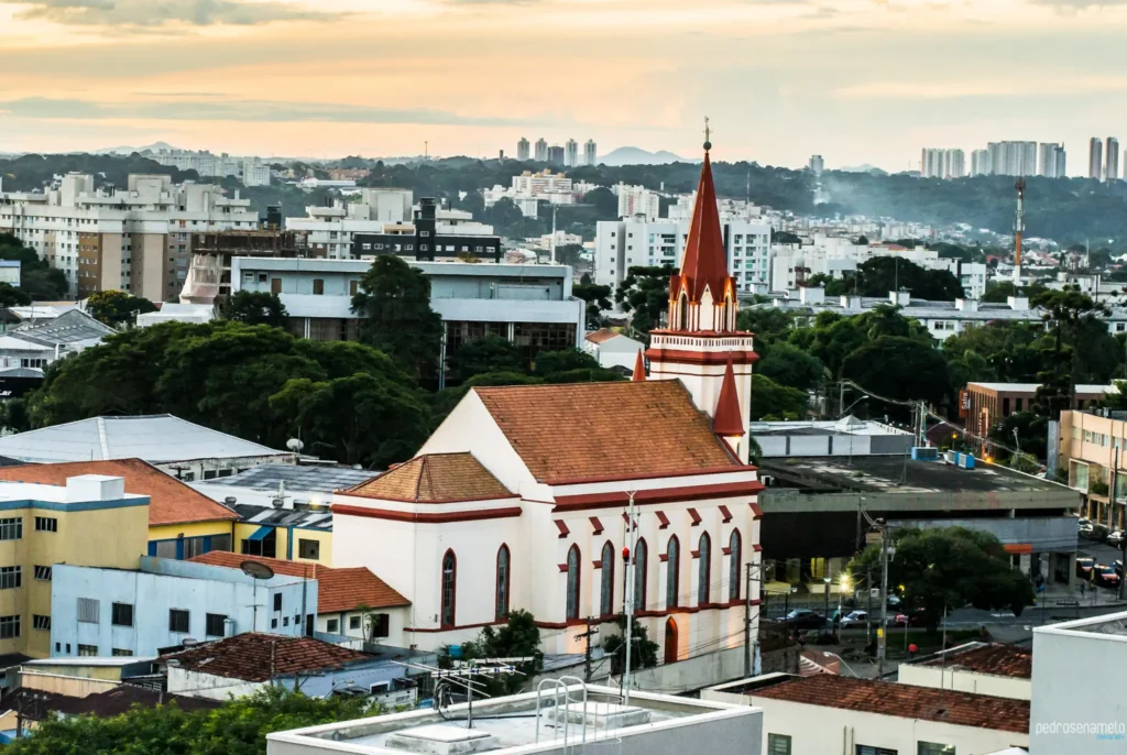 Guia de Bairros: As Melhores Áreas para Morar em Curitiba - Portão