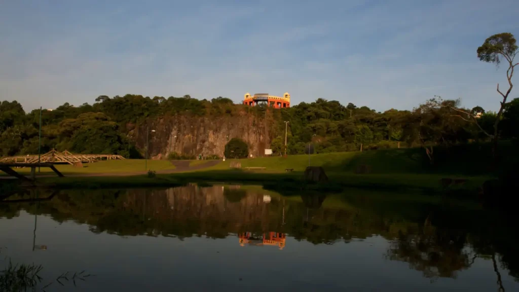 Curitiba PR: Natureza e Urbanidade - Parque Tangua